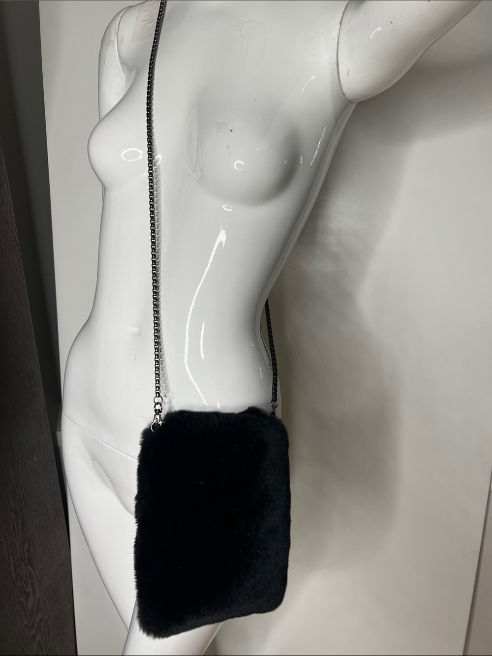 Volare Natural Fur Crossbody Magnetic Pullstring Detachable Chain Strap Bag